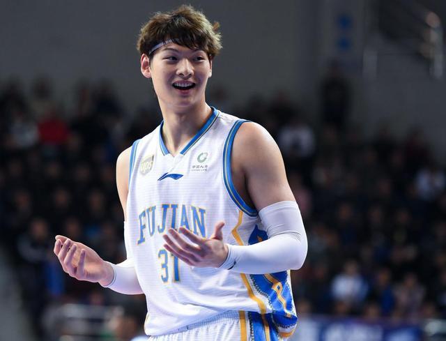 开云体育-关于76人险胜国王，王哲林状态火热的信息