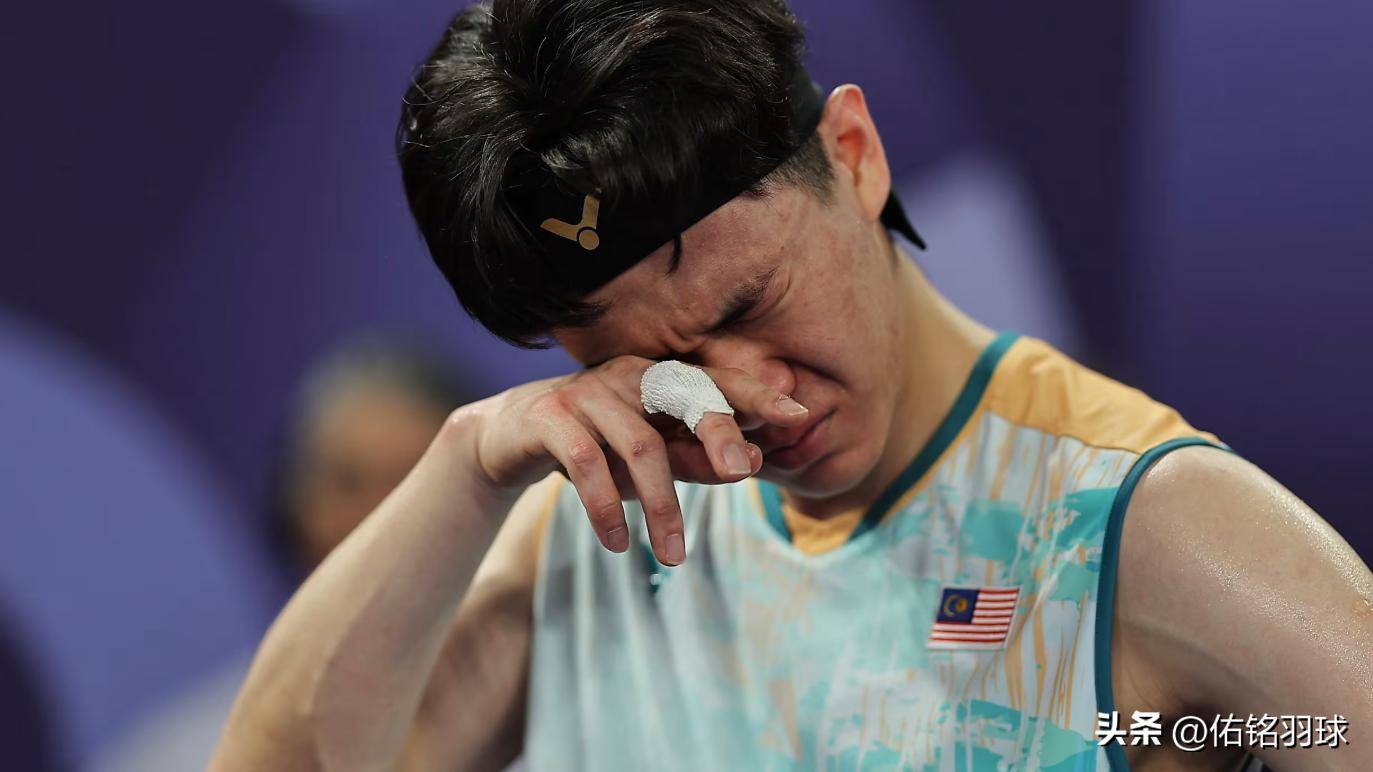 印尼队碾压马来西亚队，李梓嘉点燃赛场